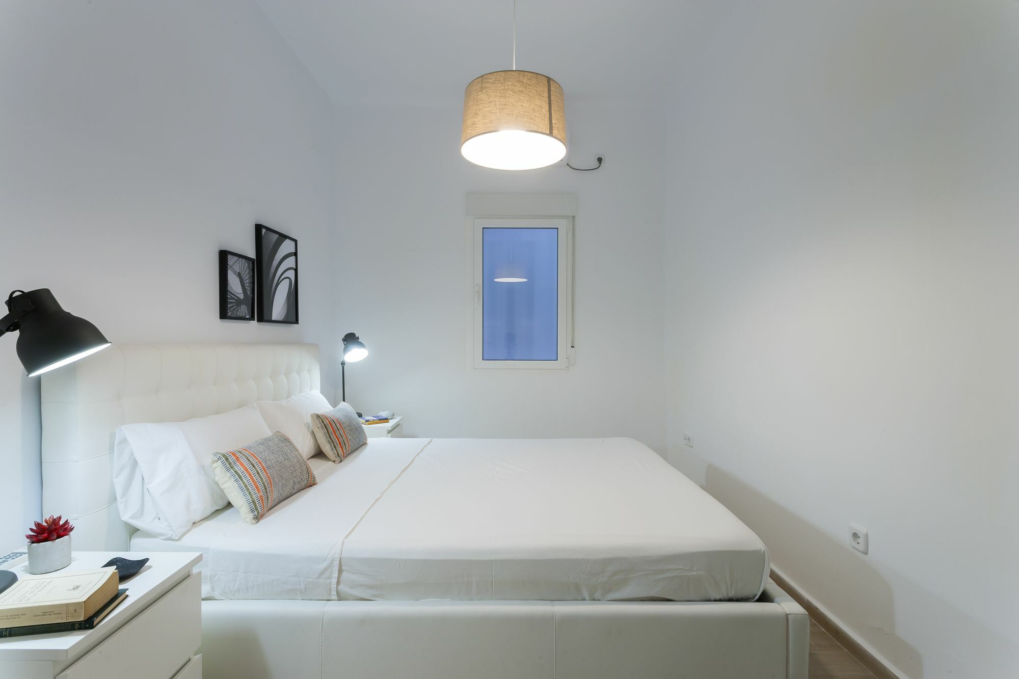 Dobo Rooms Ronda De Segovia Madrid Eksteriør bilde