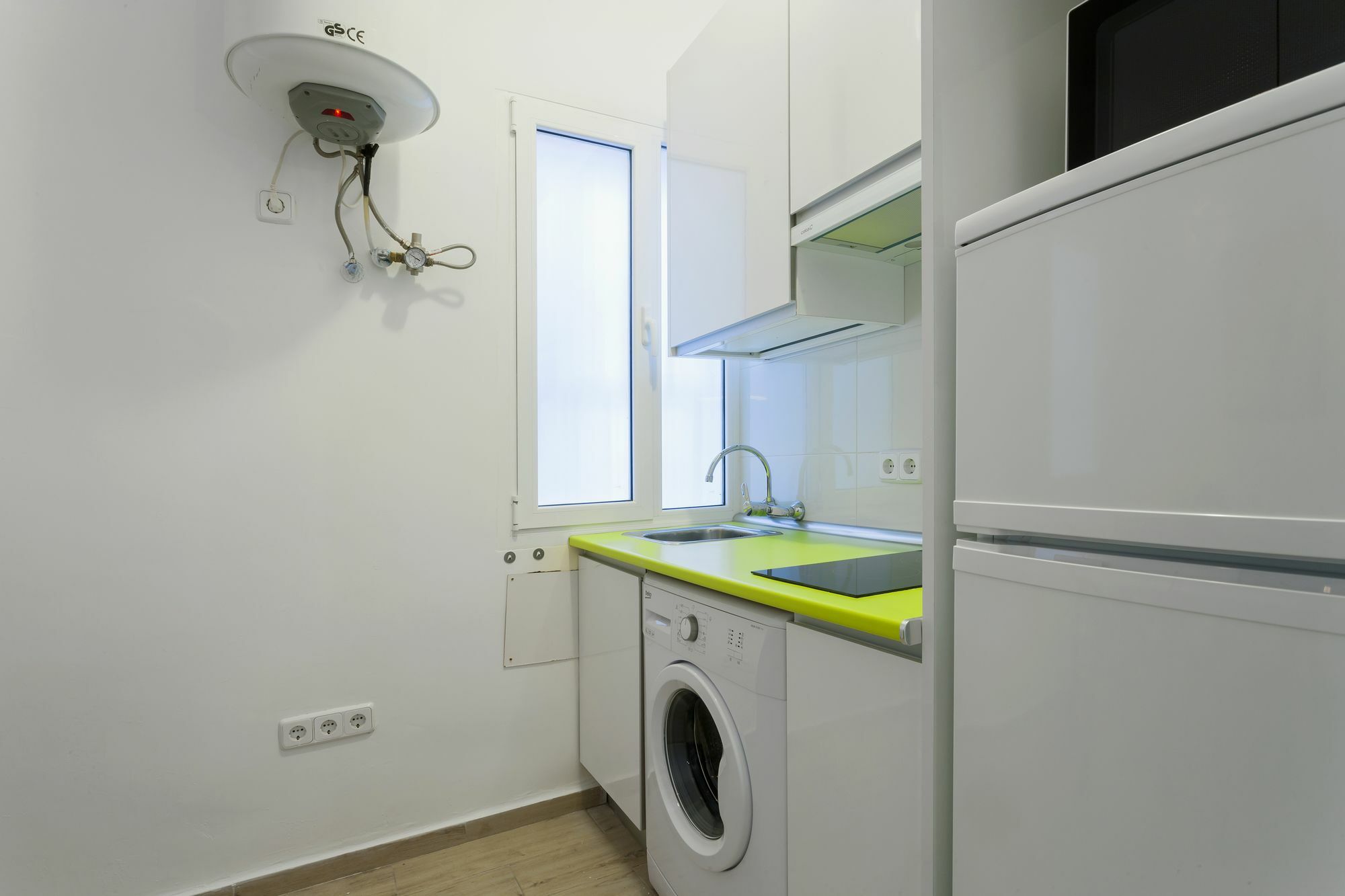 Dobo Rooms Ronda De Segovia Madrid Eksteriør bilde