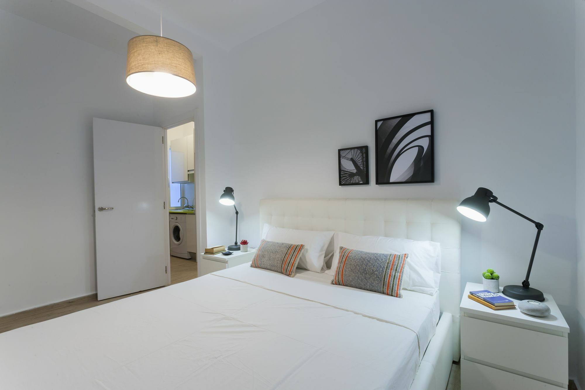Dobo Rooms Ronda De Segovia Madrid Eksteriør bilde